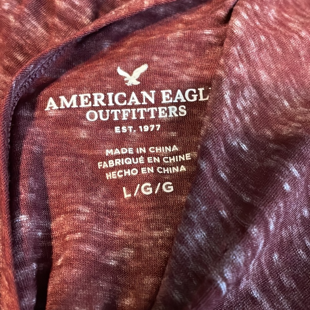 T-Shirt - Picture 5 of 5